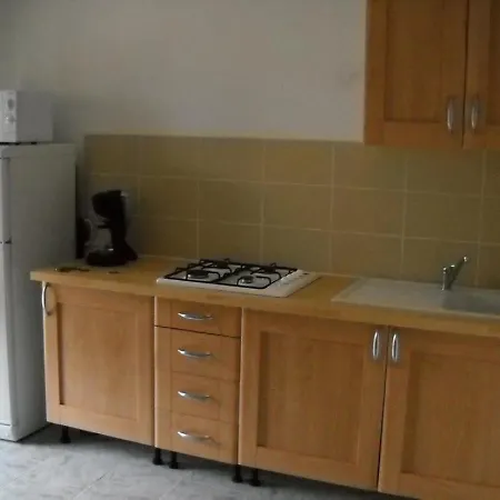 فيلة Le Thyreneen