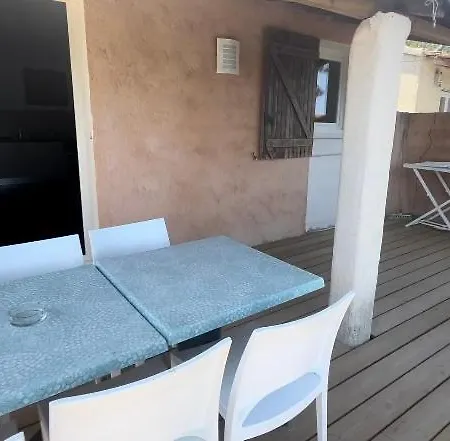 فيلة Le Thyreneen ساري سولينزارا