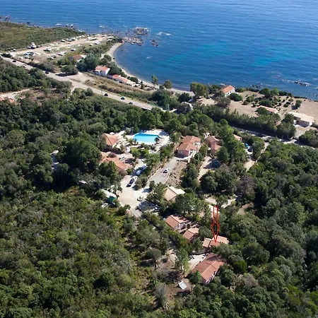 Le Thyreneen * ساري سولينزارا