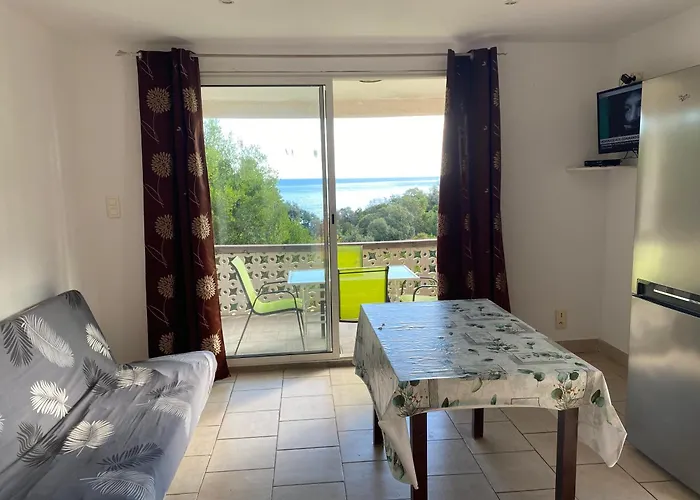 Le Thyreneen Sari-Solenzara