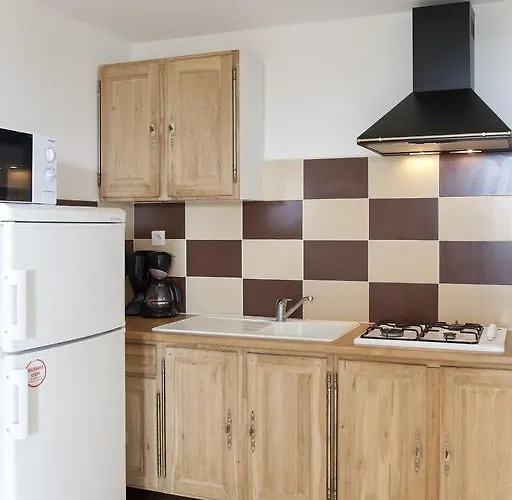 Le Thyreneen * Sari-Solenzara