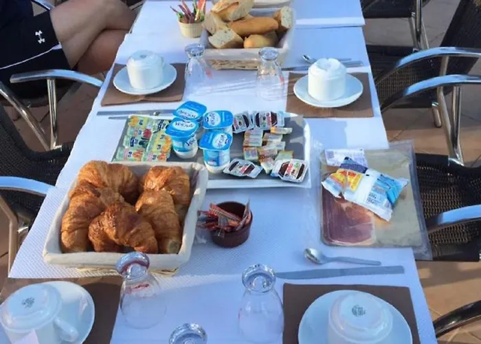 Le Thyreneen Villa *